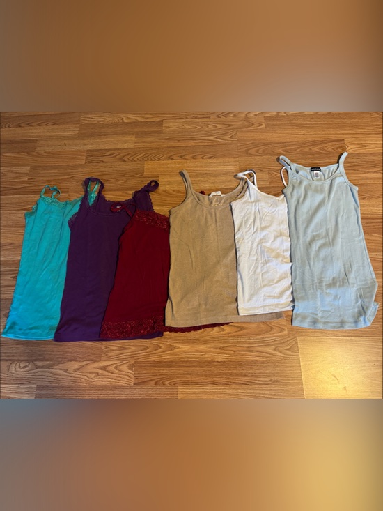 Faded Glory Tops - Bundle of top tanks Faded Glory, H&M, Forever 21, etcTurquoise Camisole Tank Top
